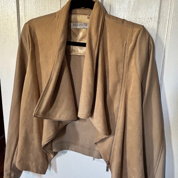 BAGATELLE Drape Jacket with Faux Leather Sleeves NWOT M - Picture 4 of 6